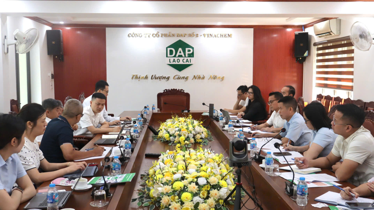 CÔNG TY CỔ PHẦN DAP SỐ 2 - VINACHEM LÀM VIỆC VỚI CÔNG TY HÓA CHẤT HOA ĐÔNG (ECEC - TRUNG QUỐC) VỀ DỰ ÁN SẢN XUẤT AXIT SUNFURIC TỪ PHỐT PHO THẠCH CAO